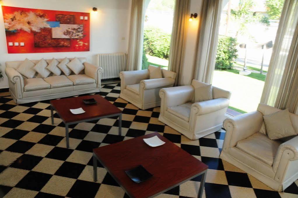 Hostal De La Costa Villa Carlos Paz Eksteriør bilde